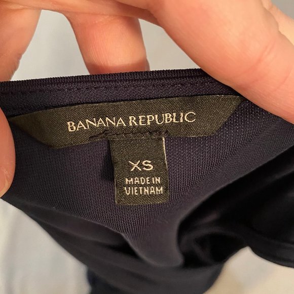 Banana Republic Black blouse - Picture 3 of 5